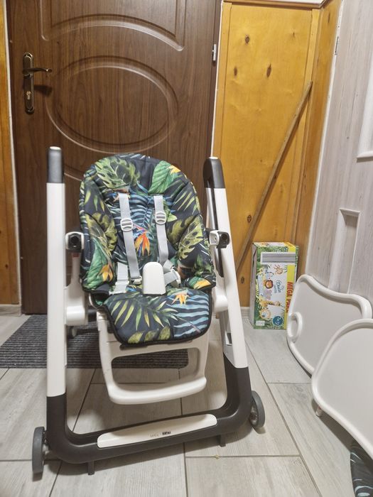 Fotelik do karmienia