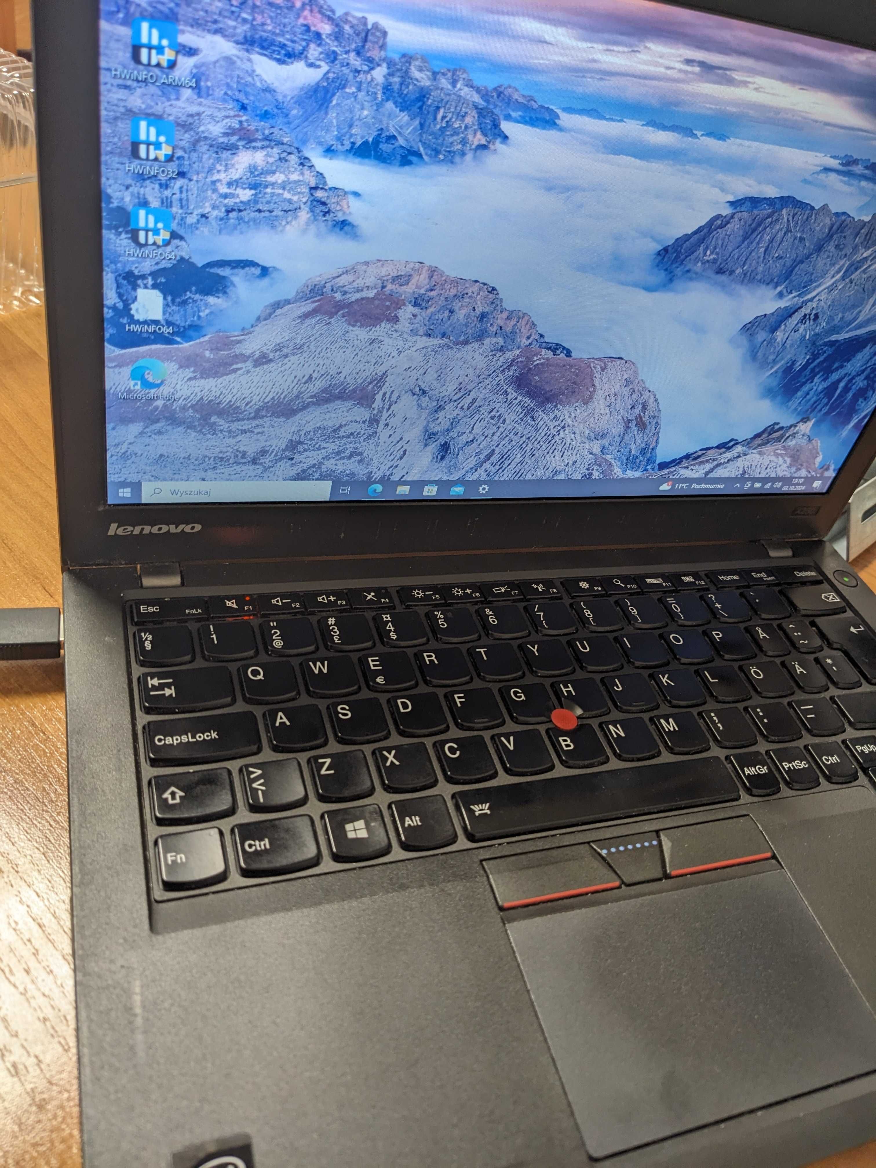 Poręczny Laptop lenovo x250 i5 180 GB 12,5 cala