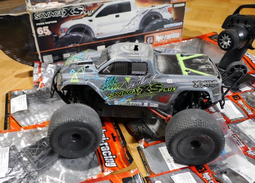 HPI Savage XS Flux