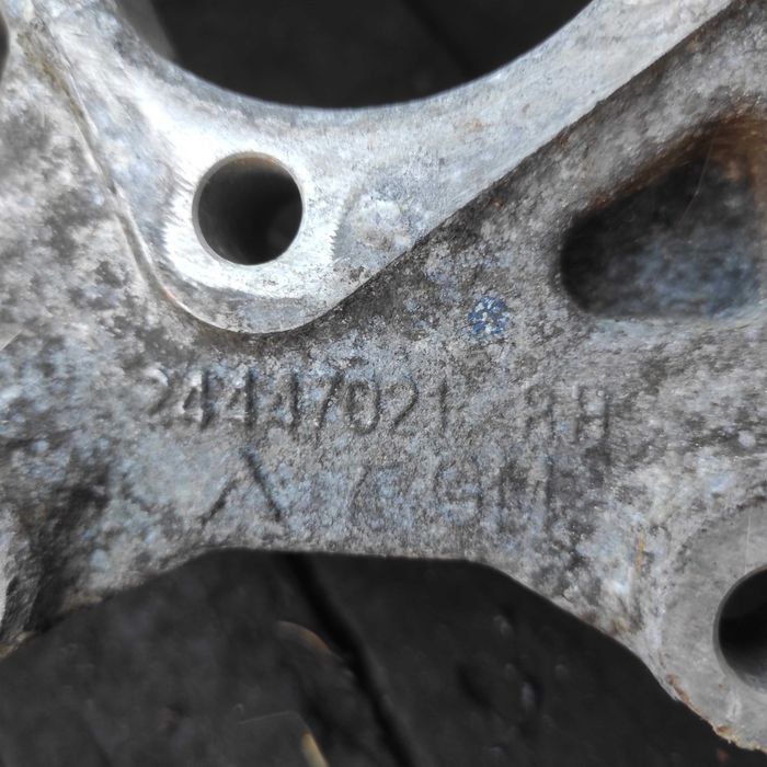 Wahacz Wzdłużny tył prawy lewy Saab 93 9-3 Vectra C Signum  Komplet