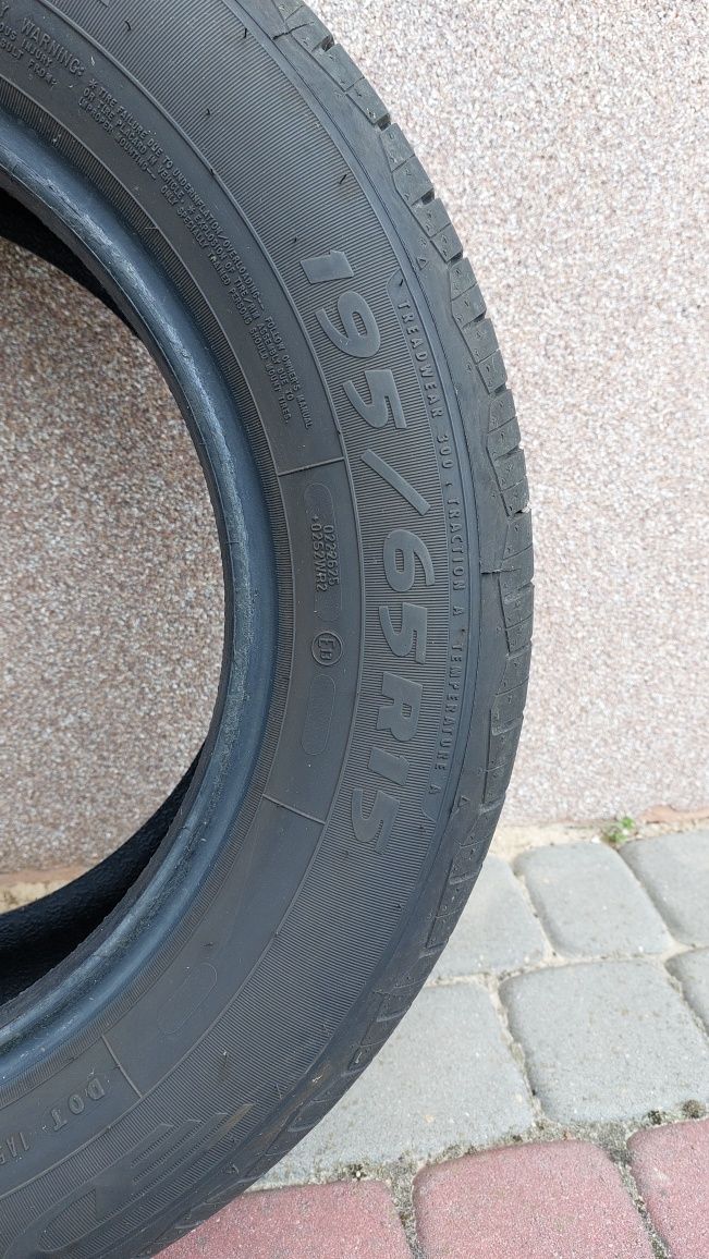 Opony letnie 195/65 R15 DĘBICA