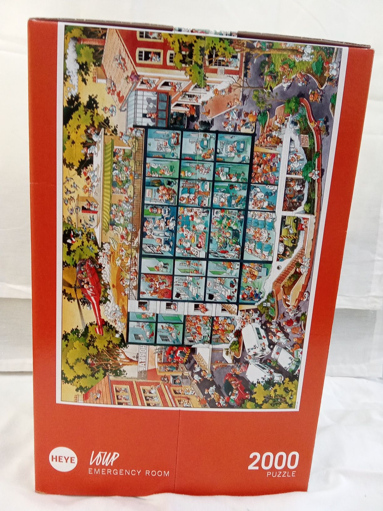 Puzzle completo marca HEYE com 2000 peças