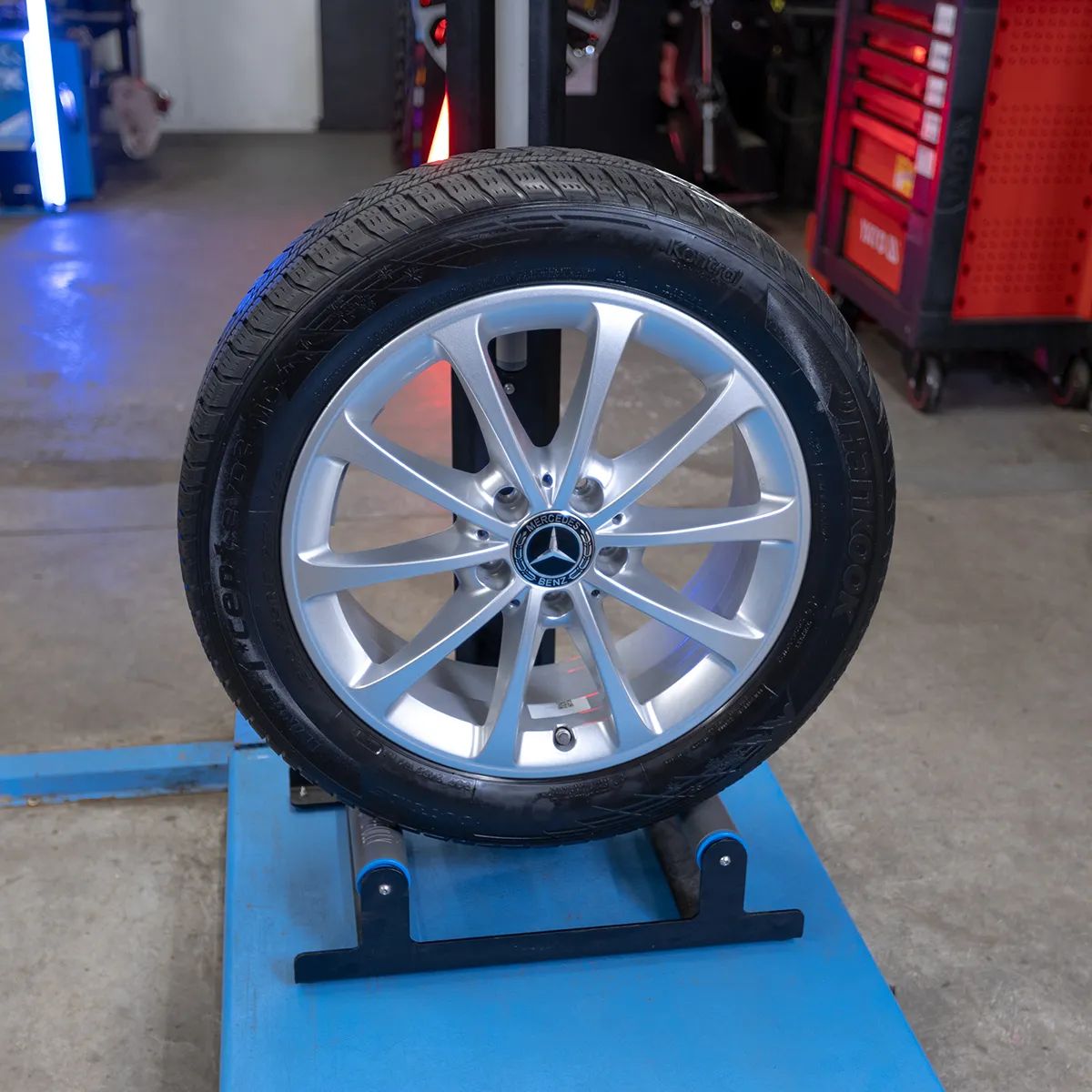 ORYGINALNE Felgi Mercedes 17"  Klasa A B C V  CLA GLA GLB Vito