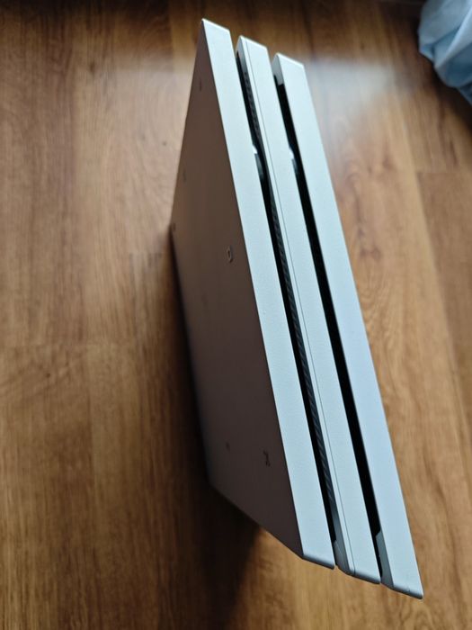 Ps4 pro 1tb zestaw