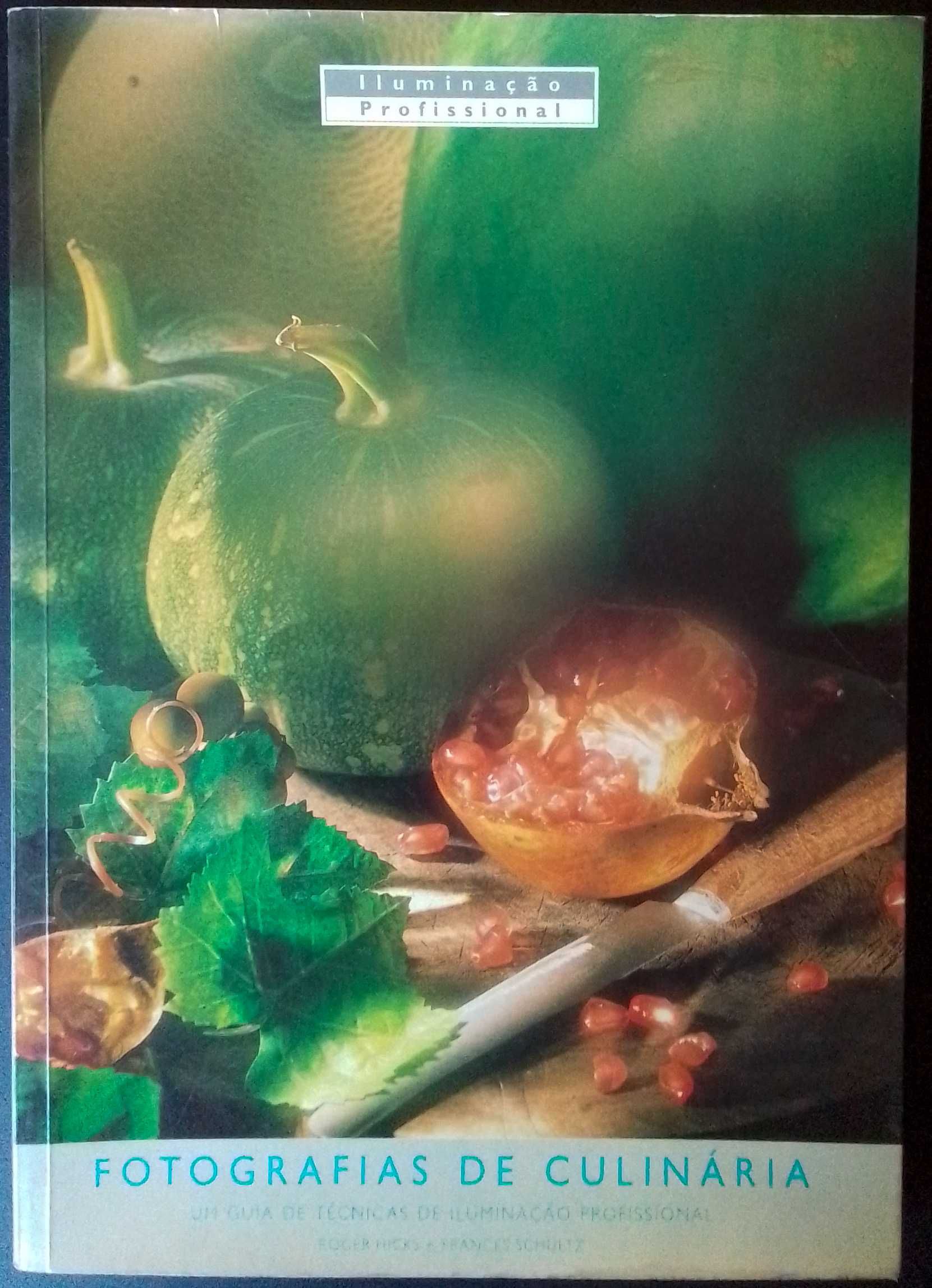 Três livros sobre fotografia