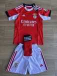 Conjunto criança Benfica PRINCIPAL 25/26