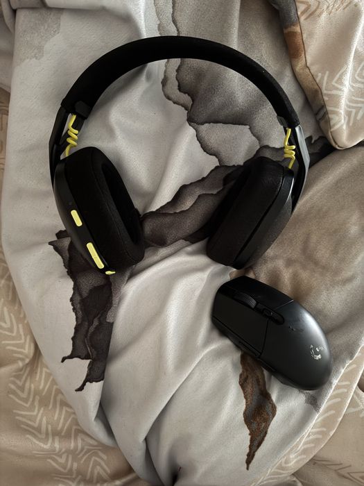 Продам наушники logitech g435 и мышку logitech g305, б/у