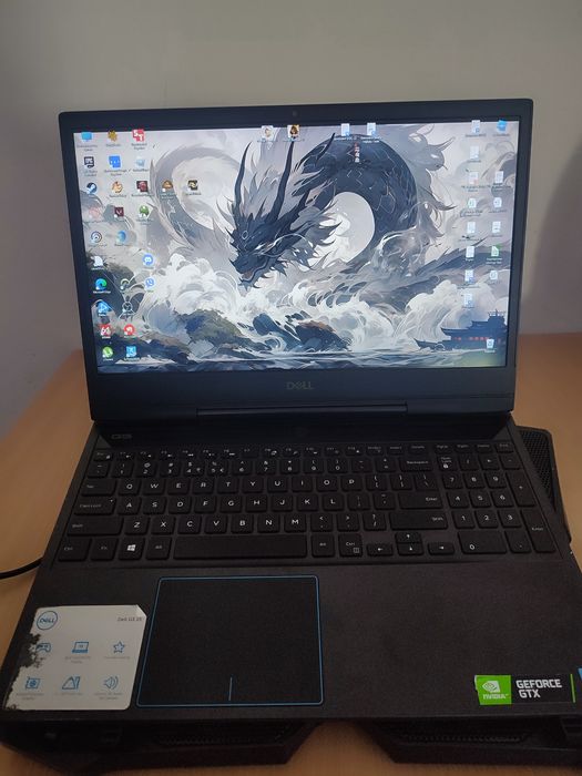 Laptop Dell G5 5590
