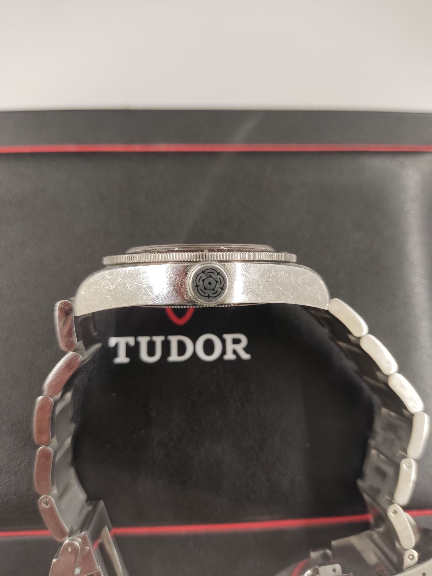 Tudor black bay 79220R