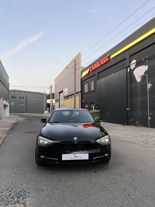 BMW Série 1 - 116d Sport (F20) - 116cv - Nacional - 2012 (Negociável)