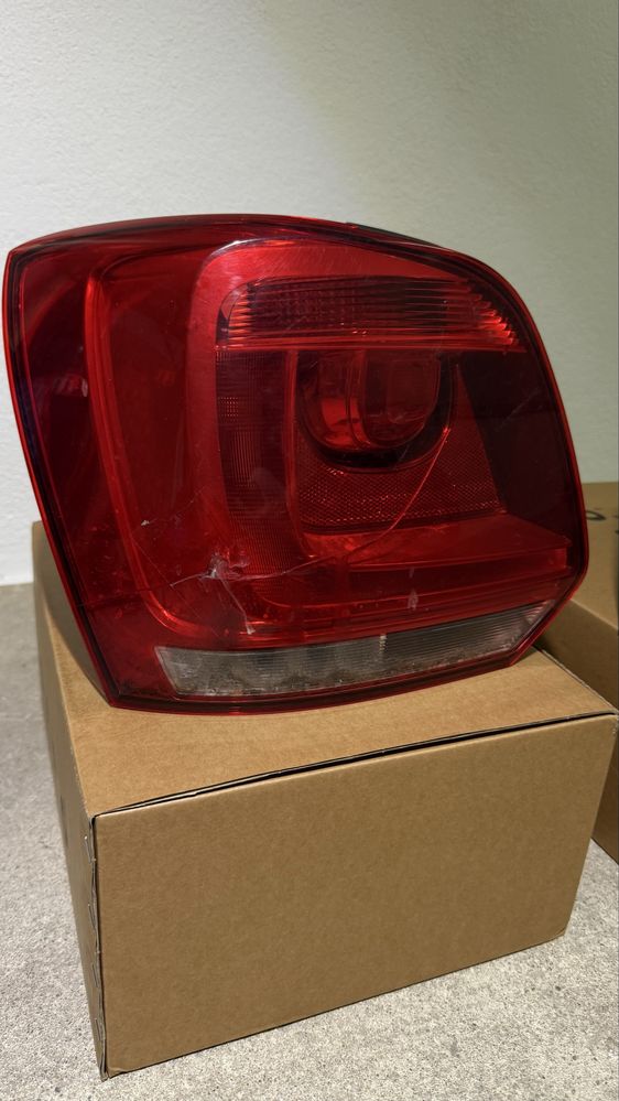Vendo Farolins Traseiros VW Polo Mk5 (de origem)