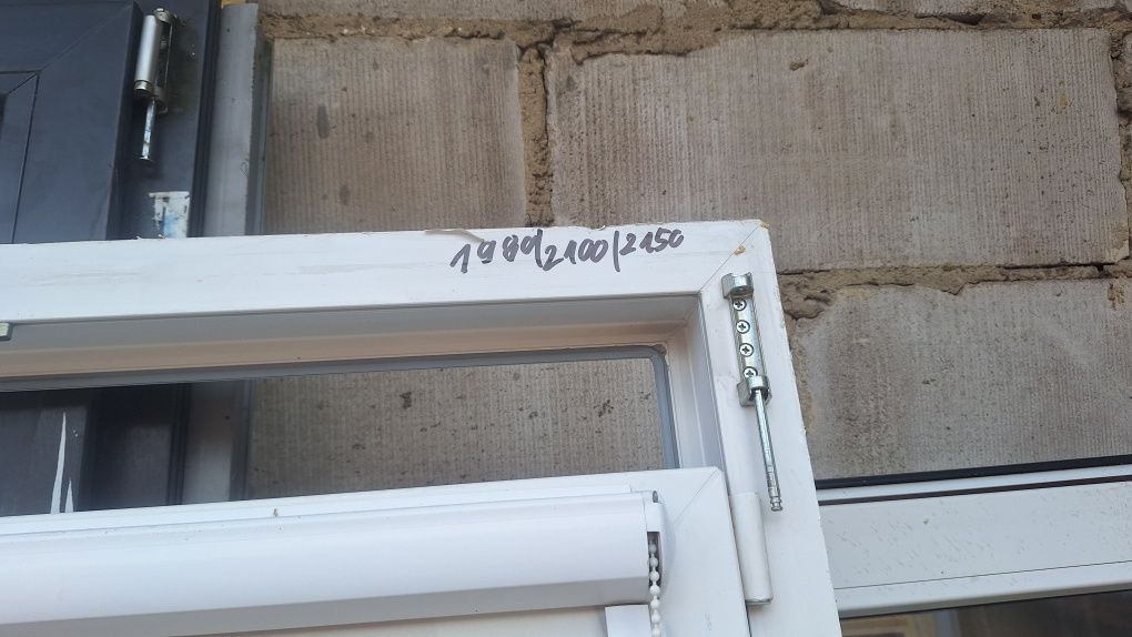 Okno tarasowe PCV Veka antracyt trzy szyby 1320/2400