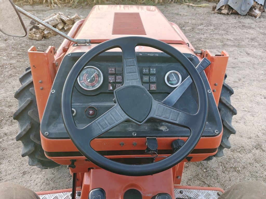 Tractor Goldoni 614 compact 60cv