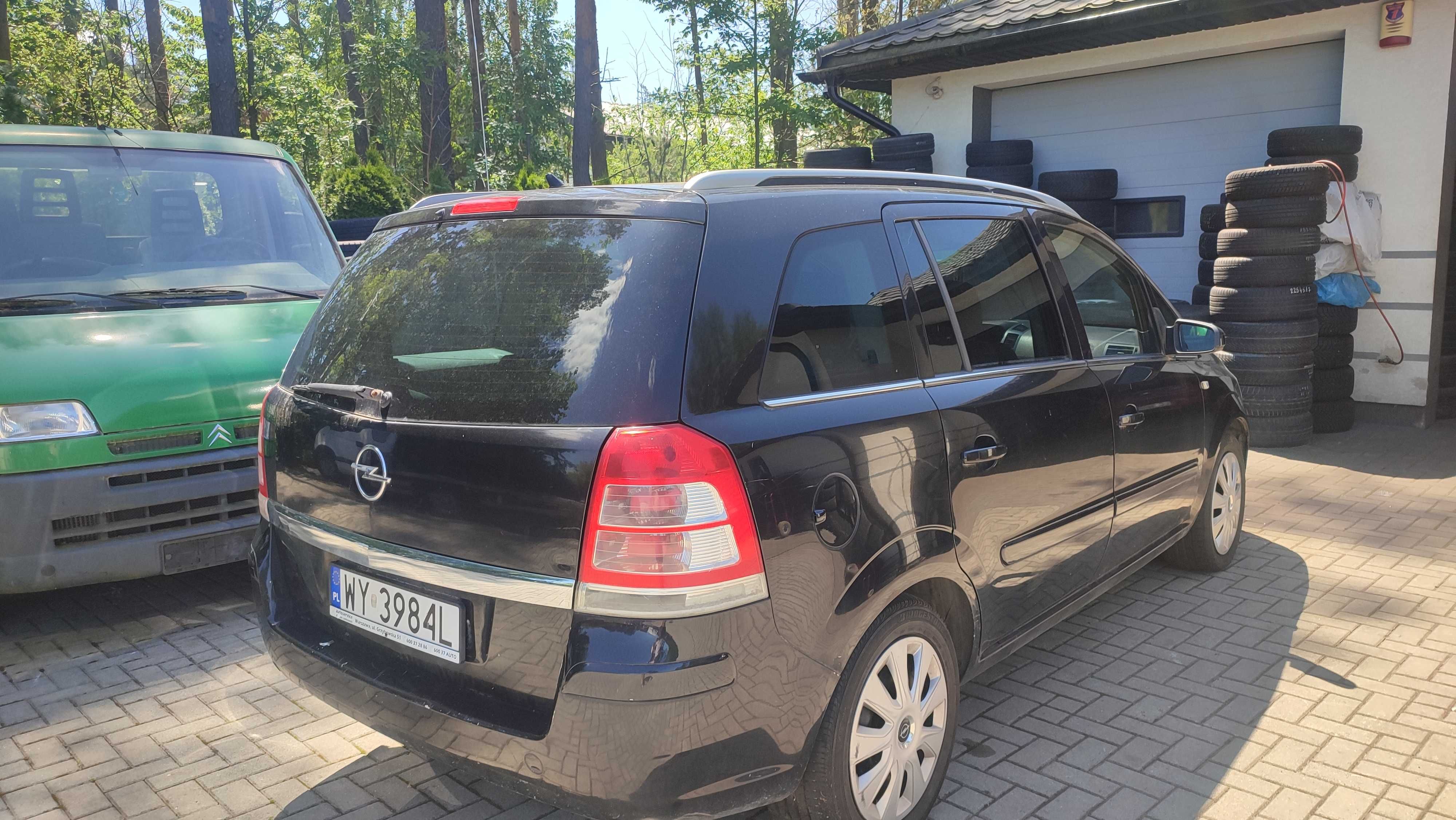 maska zderzak zafira b 2006 rok 1,9d 150koni z20r