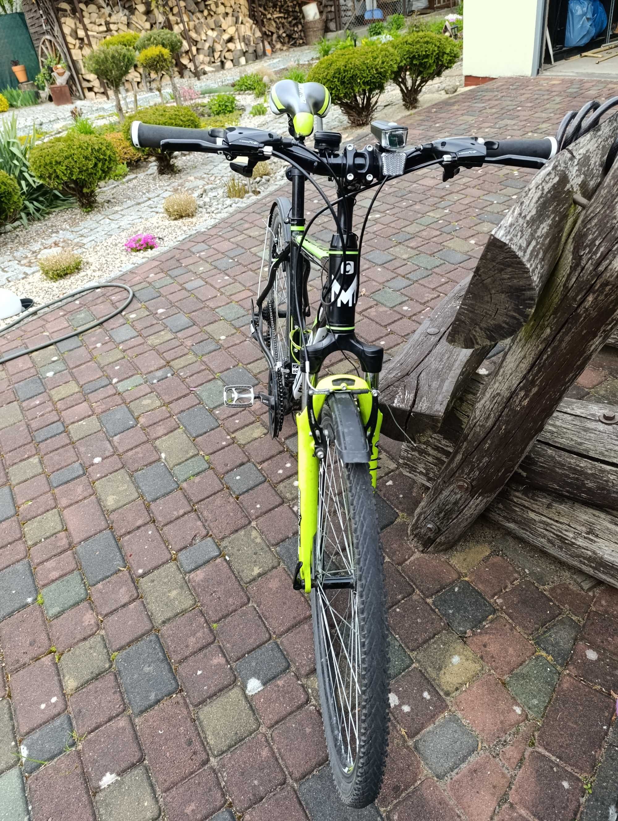 Rower monteria crosser 1 + licznik,światełka oraz uchwyt na bidon
