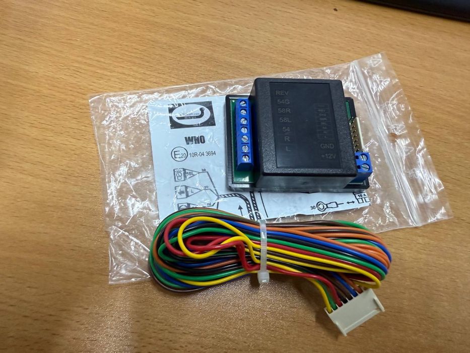 Блок узгодження фаркопа Auto-Hak WH0