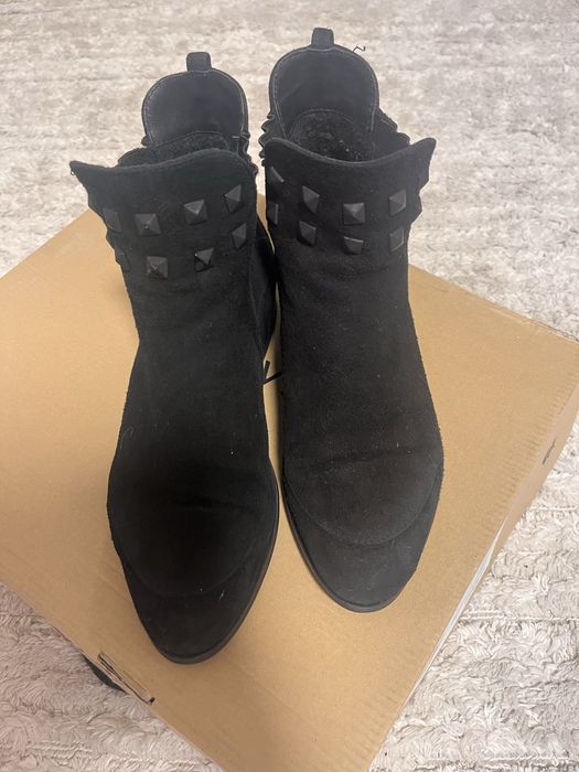 Жіноче взуття carvali