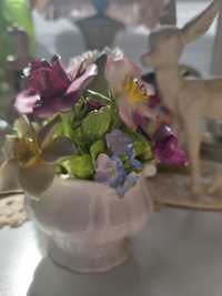 Coalport , porcelana angielska  , figurka  kwiaty