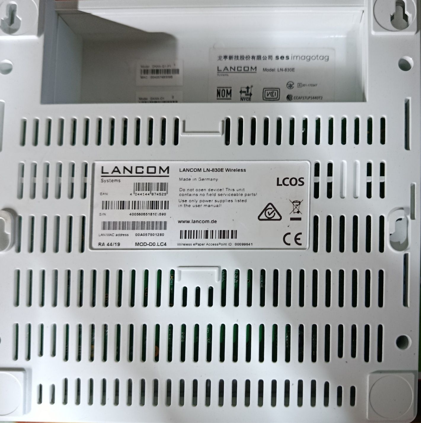 Точка доступу Роутер LANCOM LN-830E