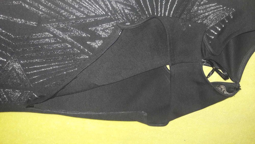 Sukienka czarna Kardashian for Lipsy, rozm. 34