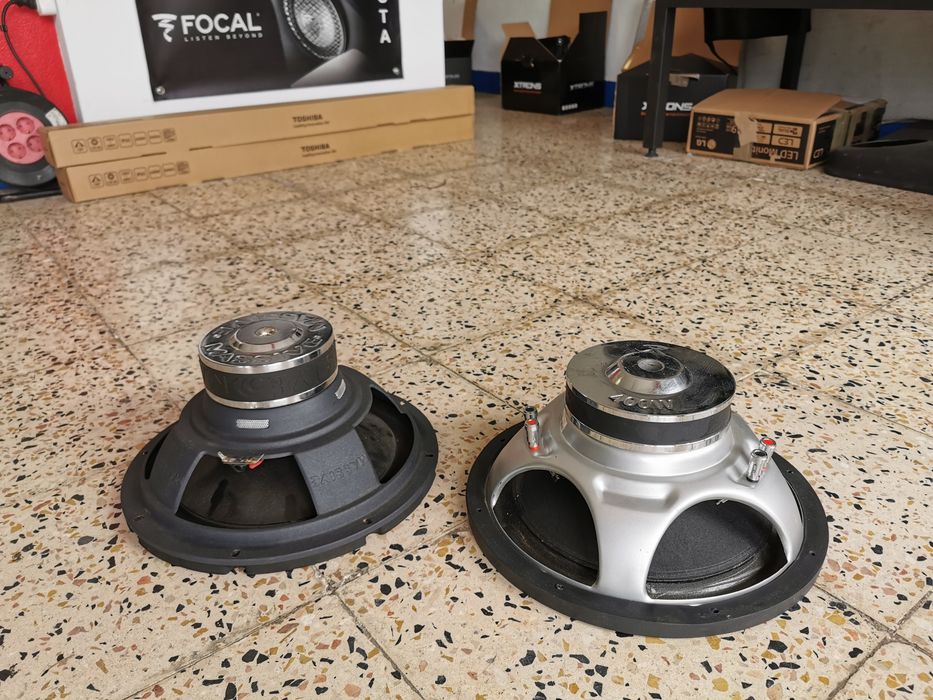 Subwoofers 12" 30cm nunca usados com ou sem caixa