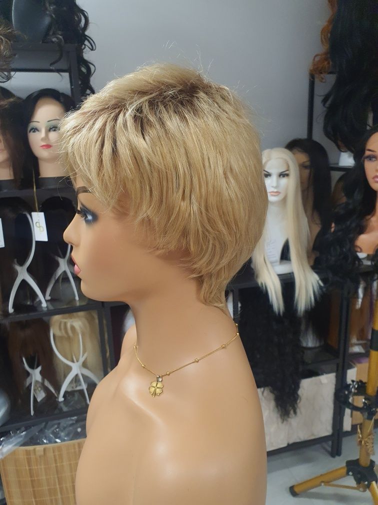 Krótka peruka blond z odrostem KBS-27