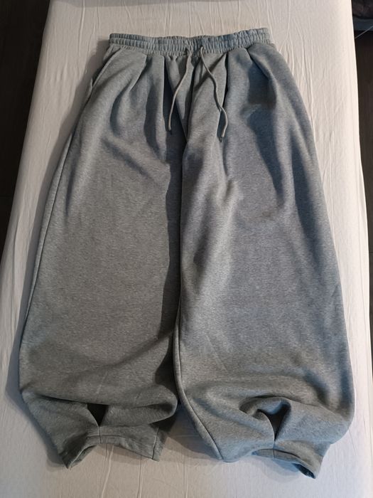 широкие спортивные штаны