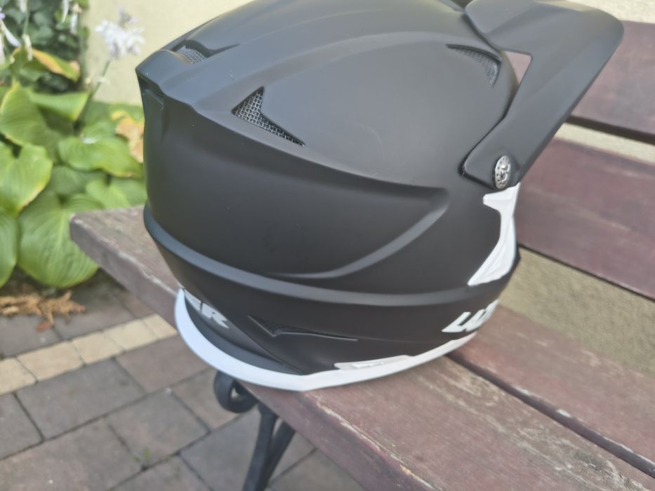 Kask Lazer ,rozmiar M 56-58cm