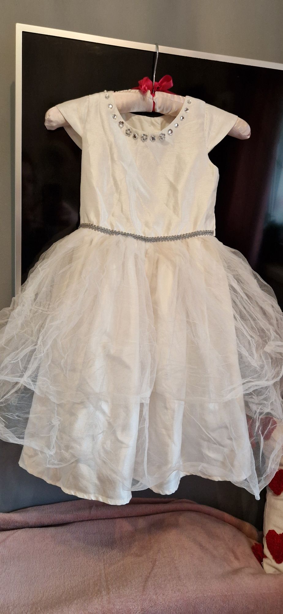 Piękna biała sukienka wesele komunia r 122