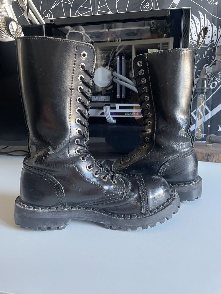 Glany ciężkie buty wojskowe czarne oryginalne metal rock punk Steel 37