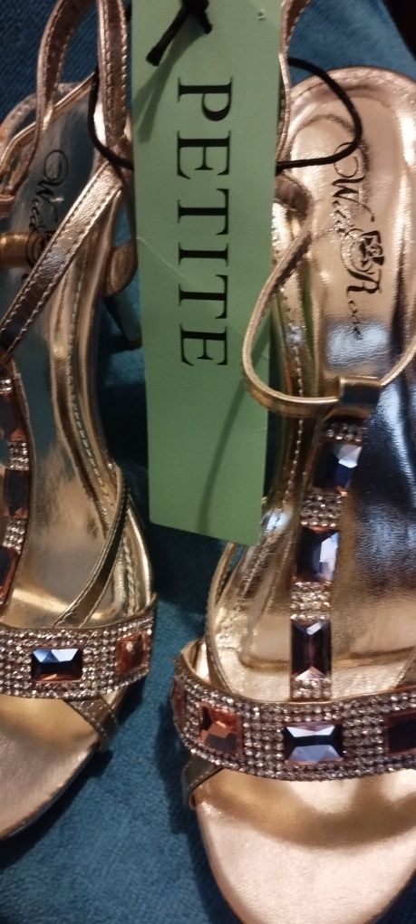 Buty na imprezę nowe złote rozmiar 37 wkładka 24