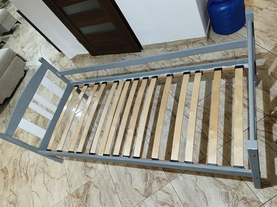 Łóżko dziecięce 180x80 / 2 sztuki/ czytaj opis