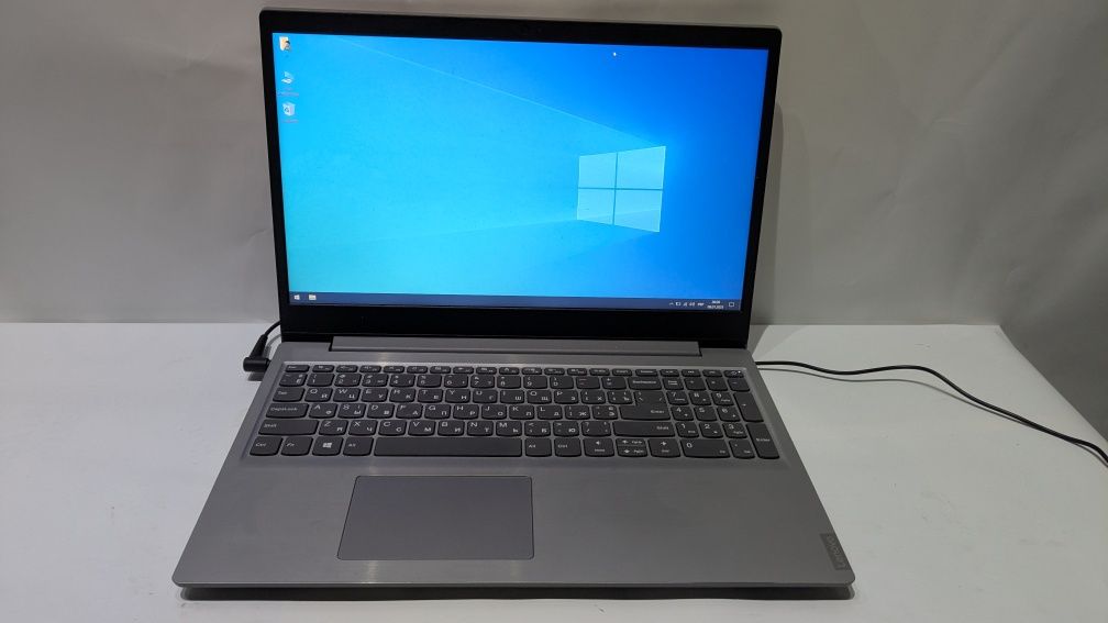 Ноутбук Lenovo ideapad S145-15IKB i3-8130U 8/128 Gb