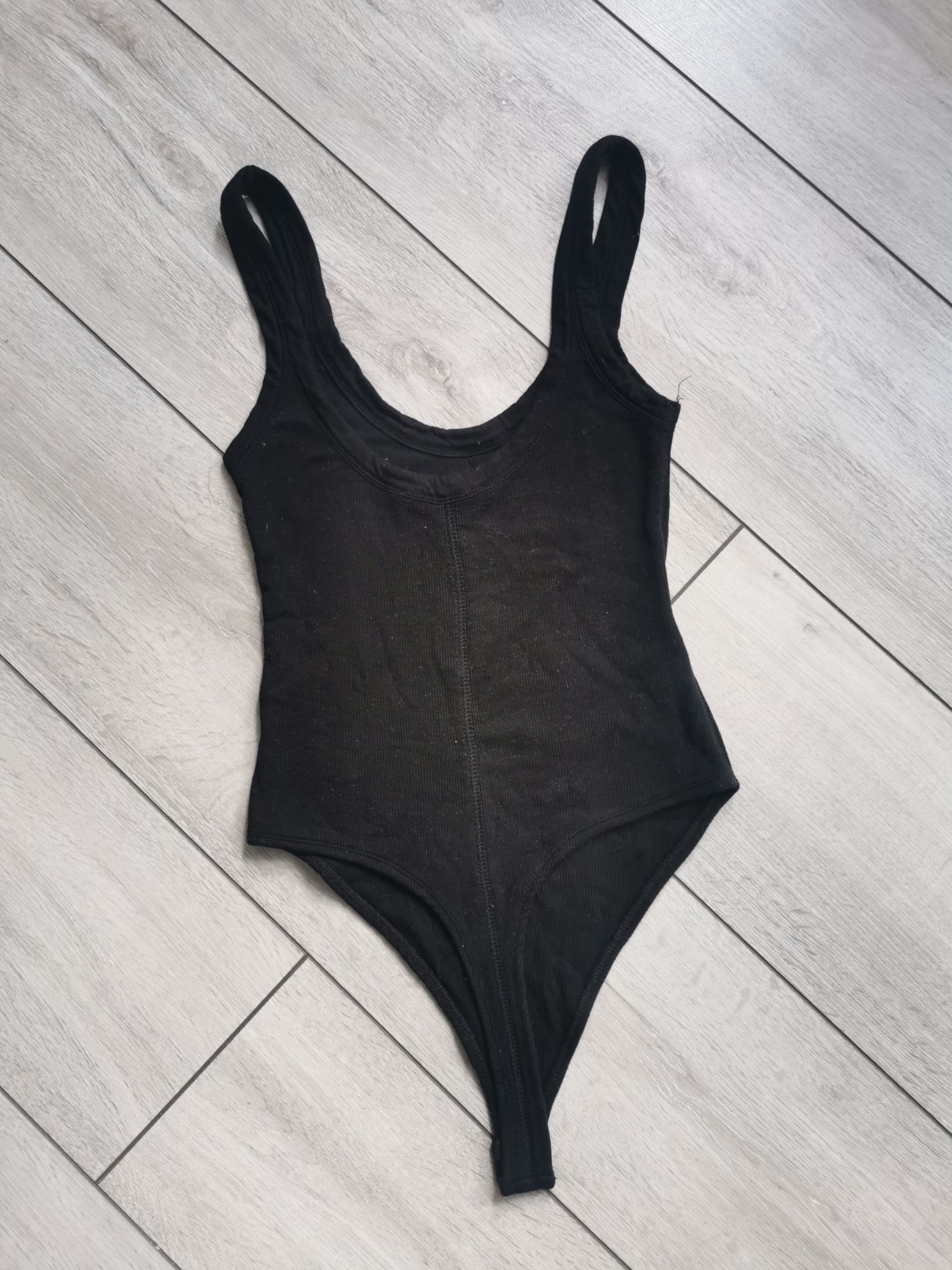 Czarne body prażkowane ribowe Allsaints XS 34 S 36 black basic body