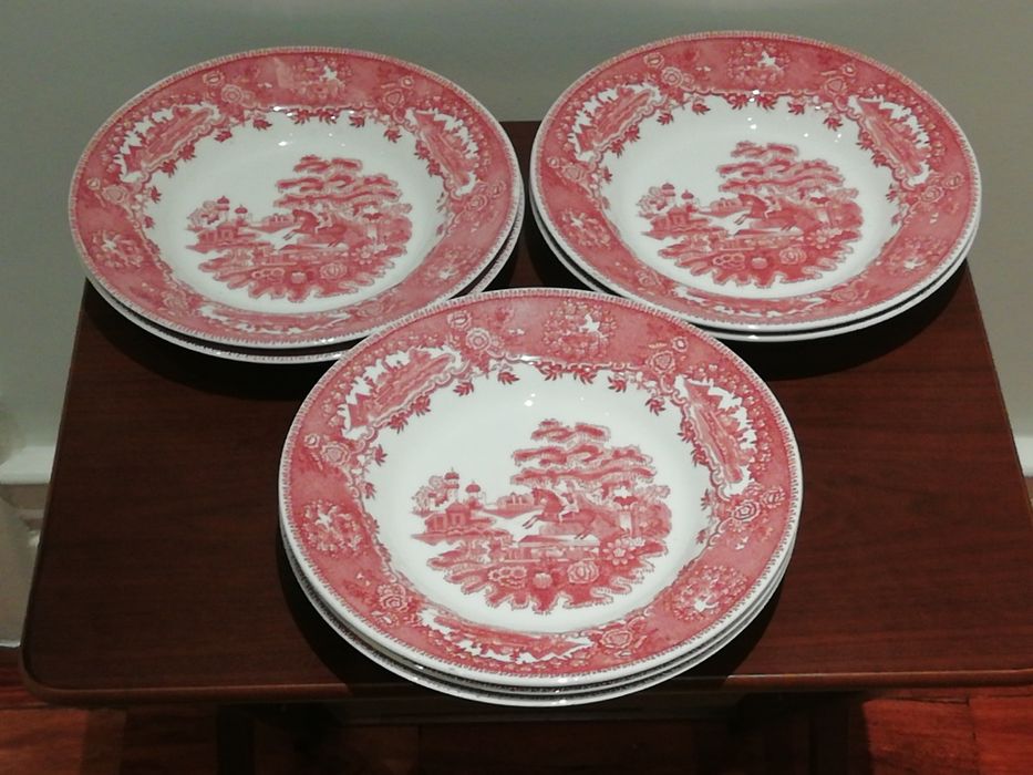 Pratos "Estátua" (Cavalinho), Sacavém