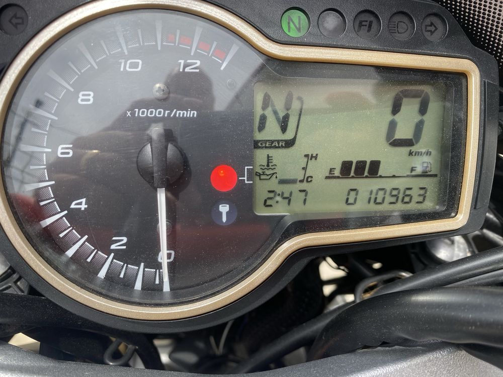 Suzuki GSR 750 Freegun