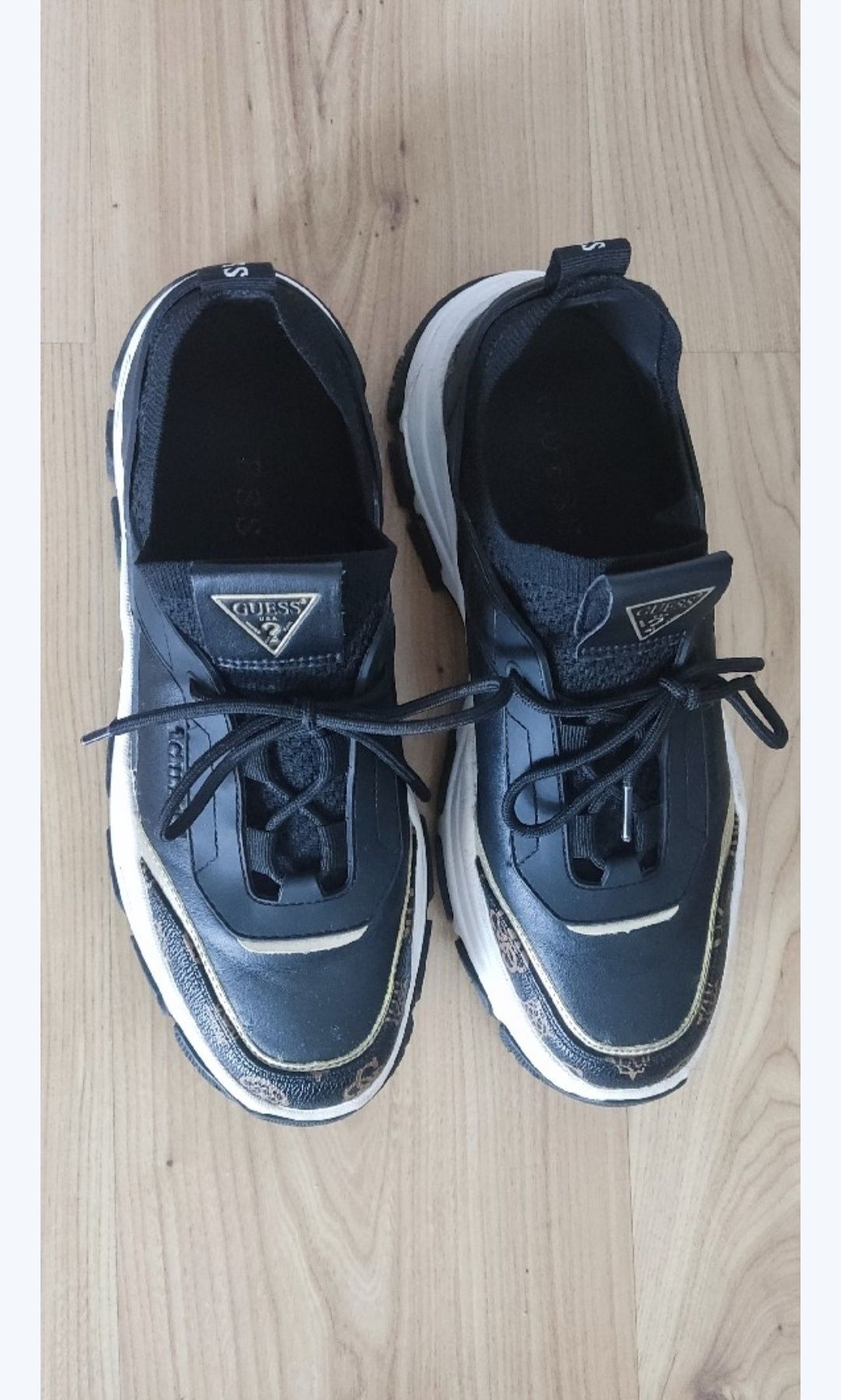 Buty obuwie adidasy sneakersy Guess r. 41.  26,5 cm jak nowe