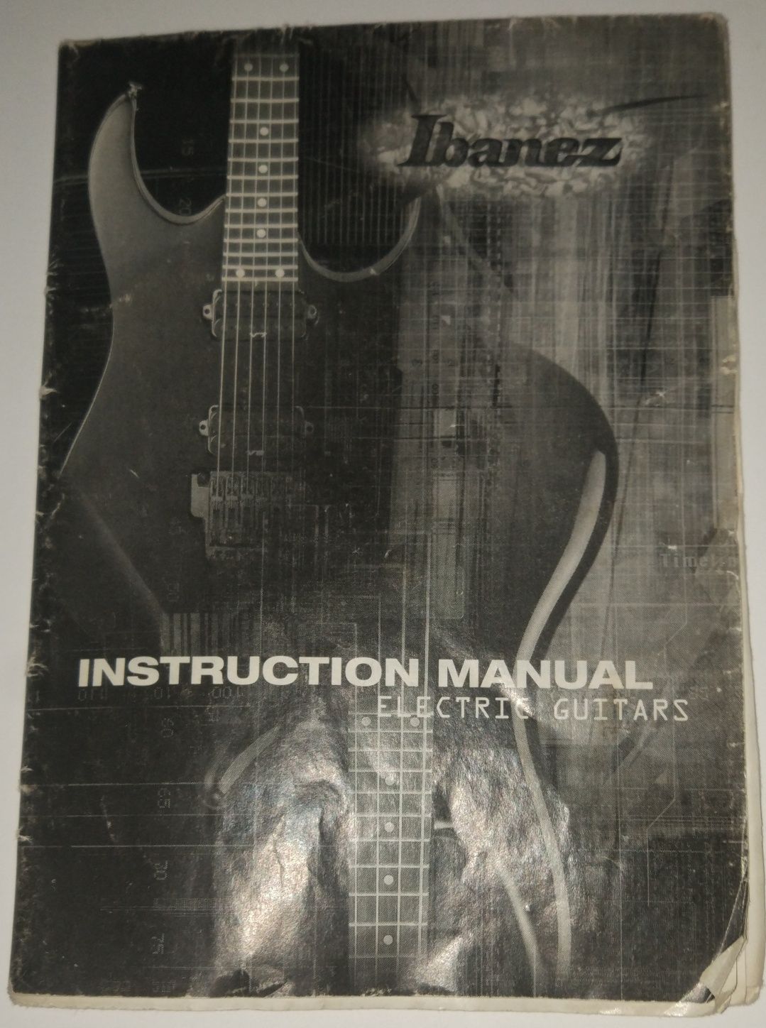 Гитарний комплект Ibanez.  Електрогитара GRX40 и комбопідсилювач GTA10