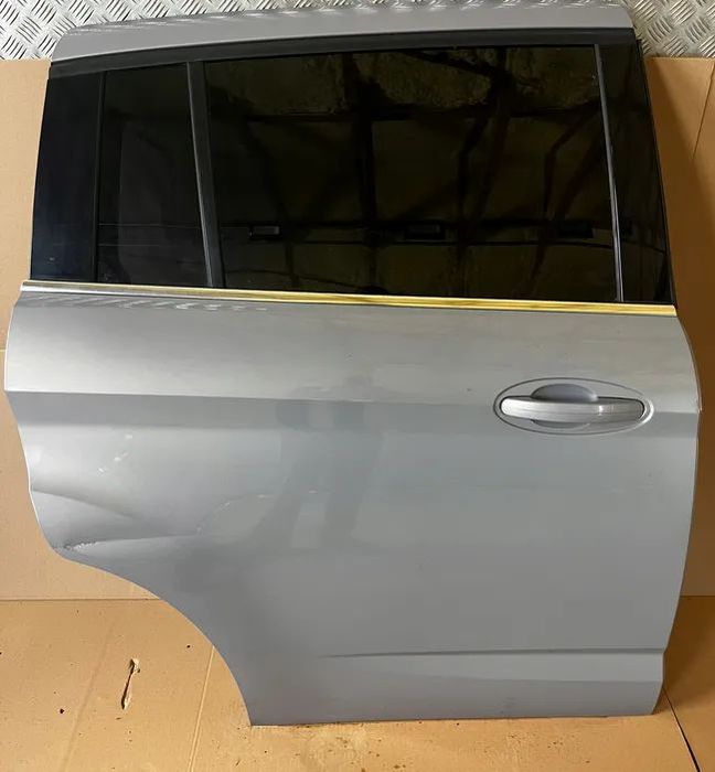 Prawe drzwi tylne tył ford Grand C-max Mk2 Mk-2 2010r.-&gt;