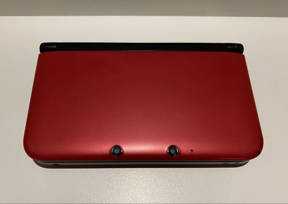 Nintendo 3DS LL/XL Red 64 gb