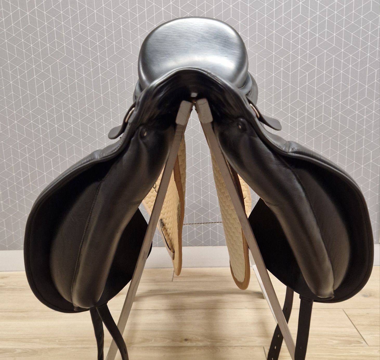 Siodło ujeżdżeniowe Otto Schumacher Profi Dynamic E 17,5"