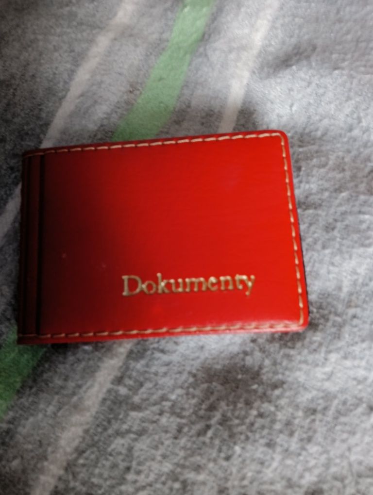 Etui na karty dokumenty