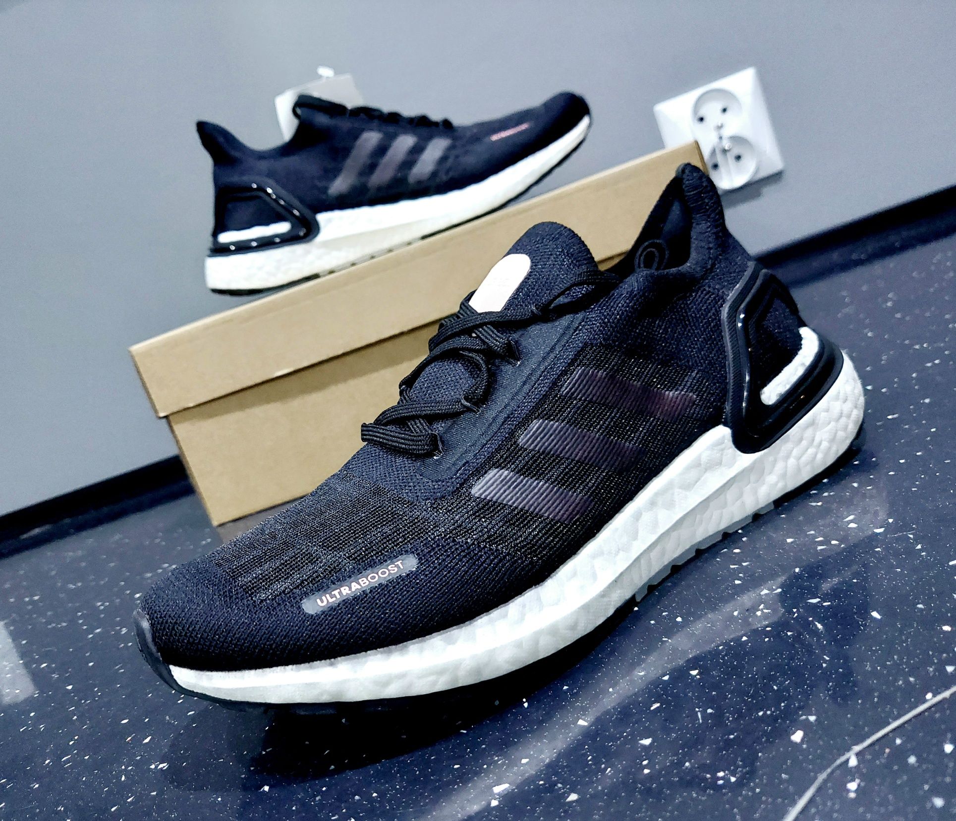 Adidas buty do biegania UltraBOOST S.RDY r. 38 | FY3478