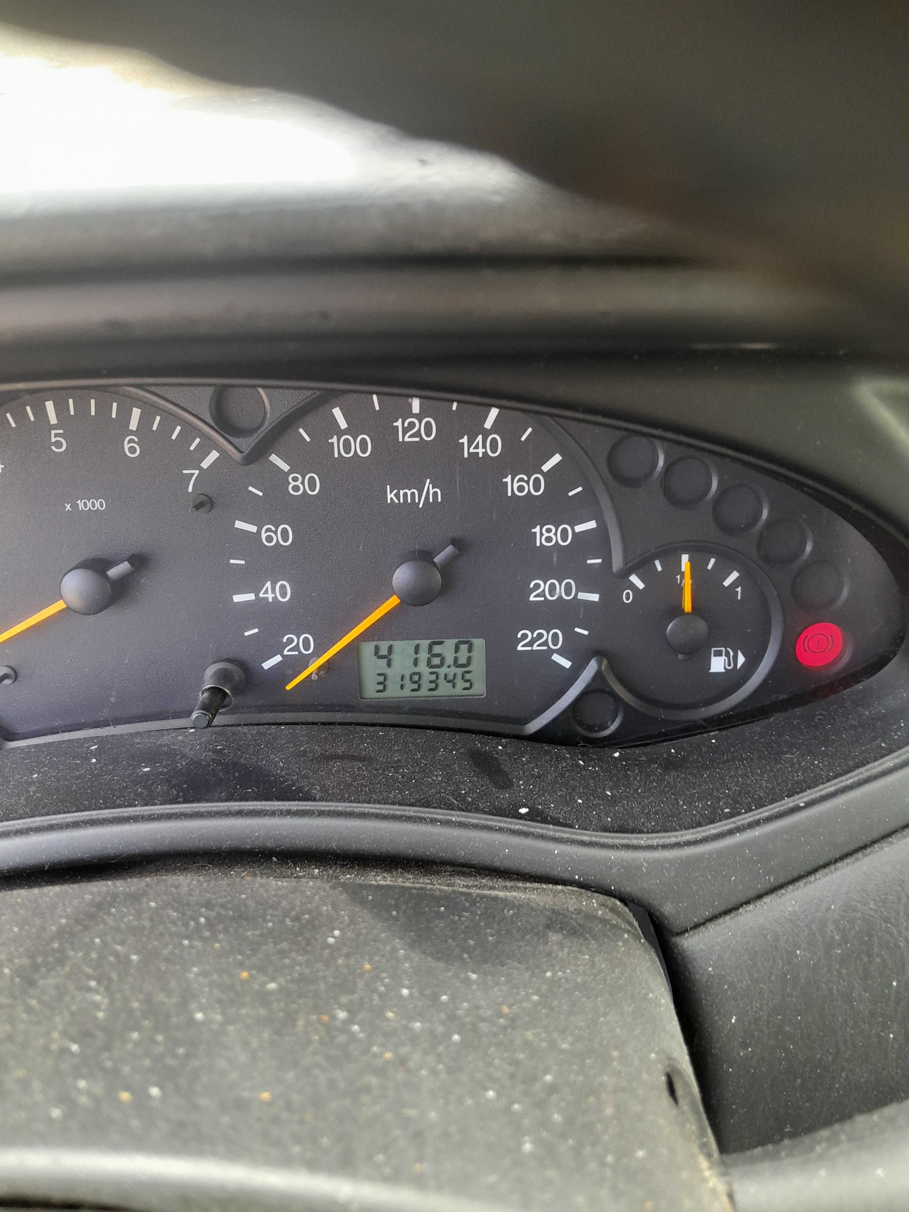 Ford Focus 1.8 tddi ( ler anuncio )