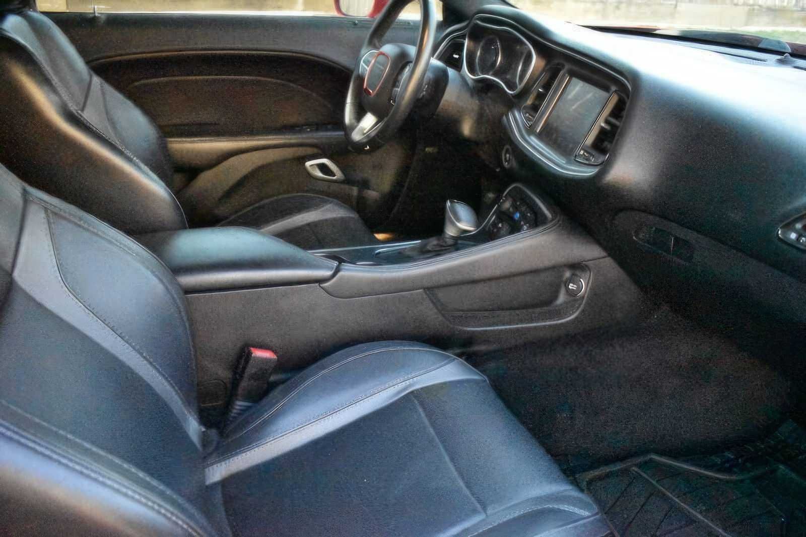 2020 Dodge Challenger SXT