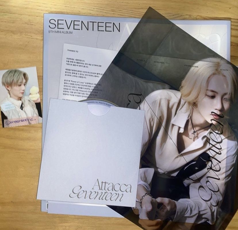 Álbum Seventeen (Attacca op1)