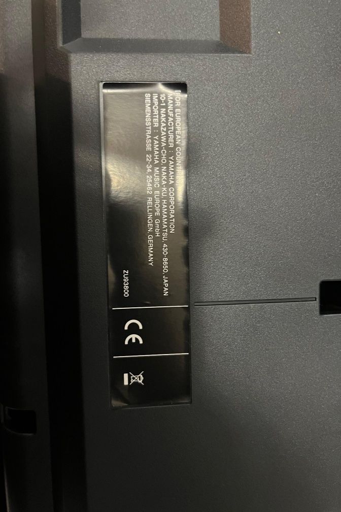 Keyboard - Yamaha EZ220