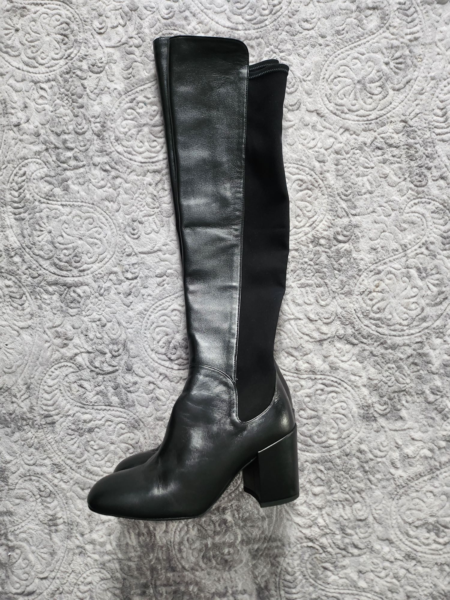 Kozaki hiszpanskie firmy Stuart Weitzman