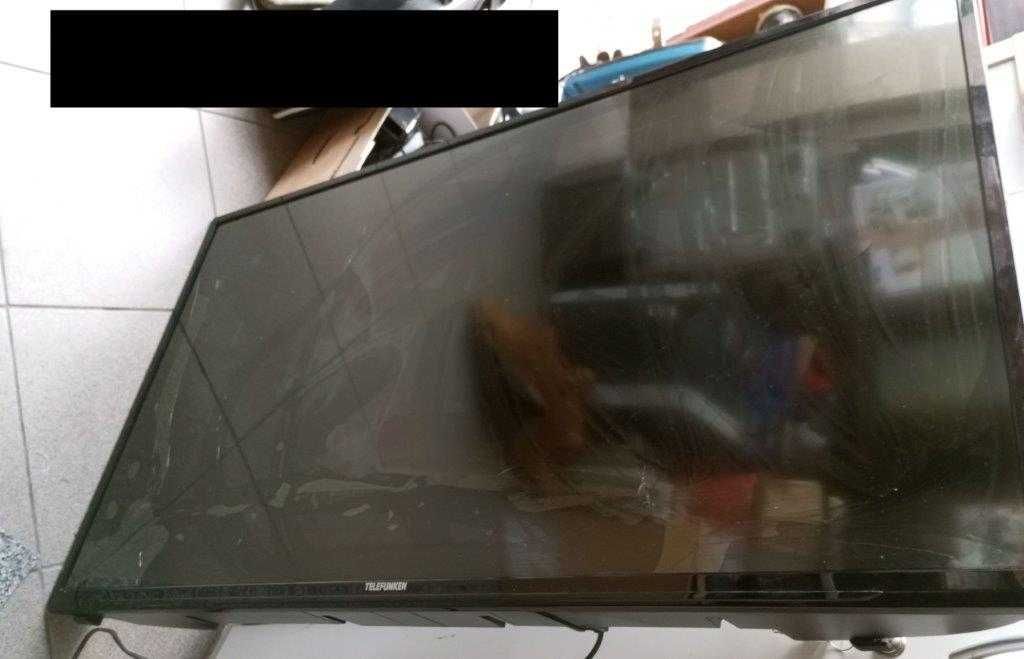 Zbity telewizor 43 cale na części telefunken D43F287M3CW z 2016 roku