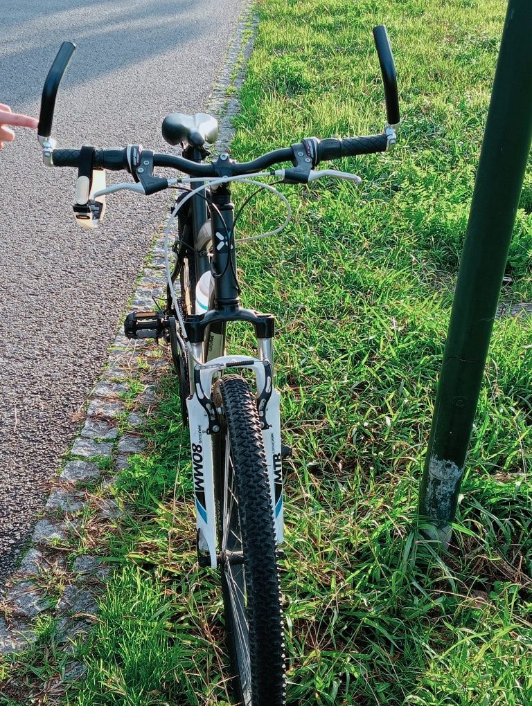 Vendo bicicleta nova